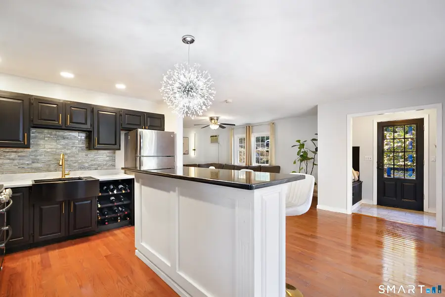 10 Brook Drive, New Fairfield, CT 06812 - #3