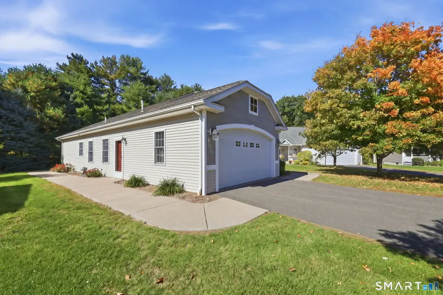 10 Hunt Glen Drive #10, Granby, CT 06035 - #3