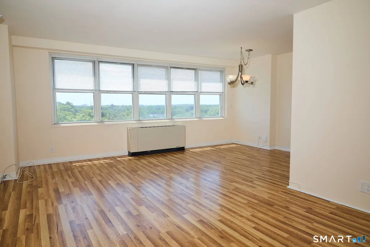 2625 Park Avenue #7S, Bridgeport, CT 06604 - #1