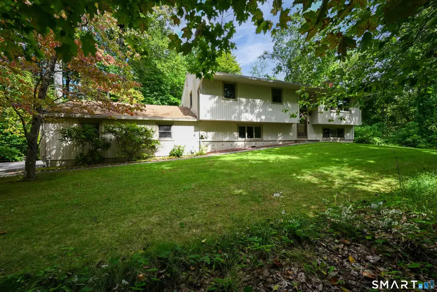 19 Willow Run, Brookfield, CT 06804 - #2