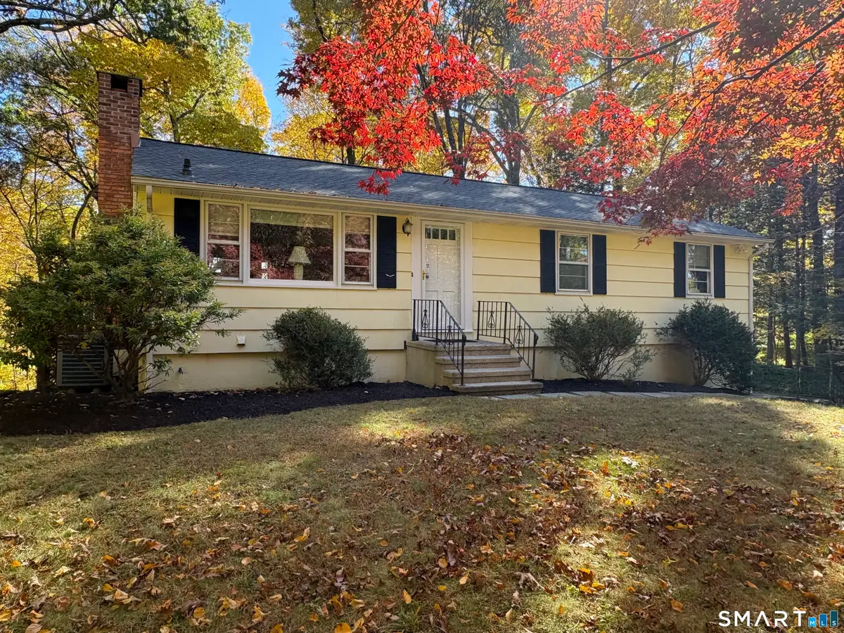 7 Carriage Lane, Danbury, CT 06810 - #1