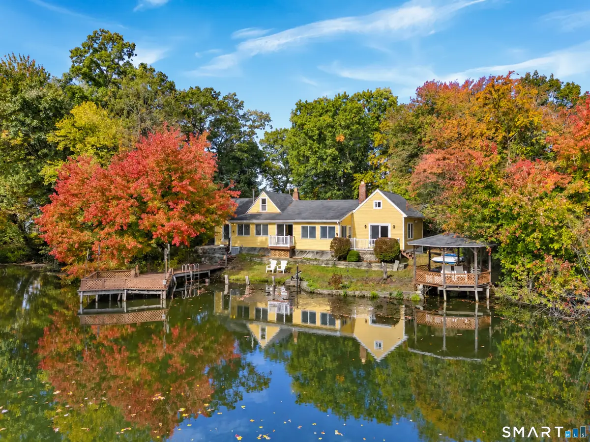 211 Phipps Drive, West Haven, CT 06516 - #1