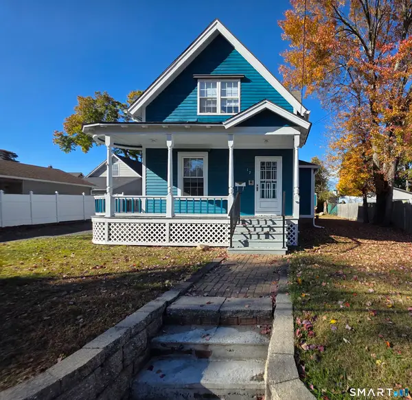 17 Edgewood Avenue, Waterbury, CT 06706
