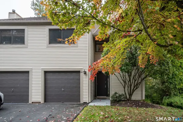 14 Woodbury Lane #14, West Hartford, CT 06117