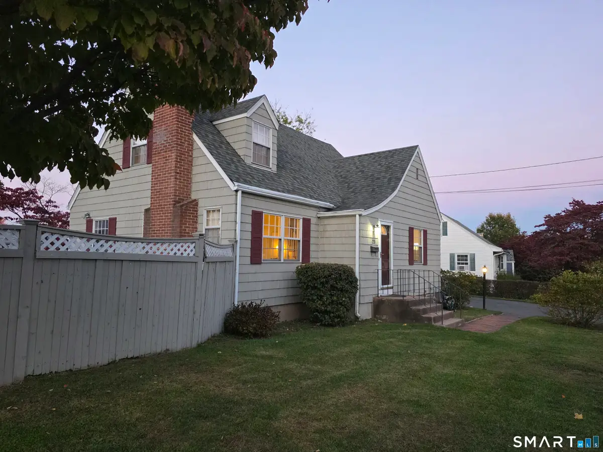 23 Linnmore Drive, Manchester, CT 06040 - #1