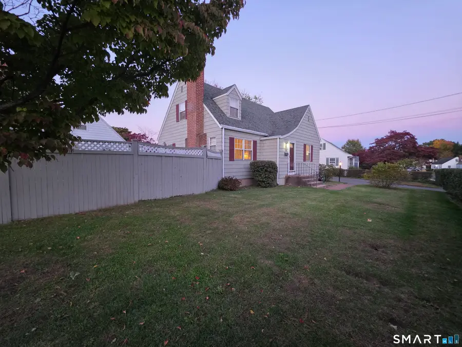 23 Linnmore Drive, Manchester, CT 06040 - #2