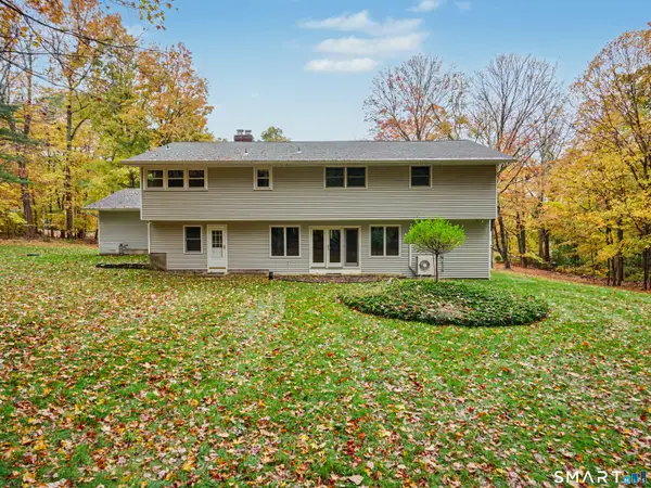 22 Maple Vale Drive, Woodbridge, CT 06525
