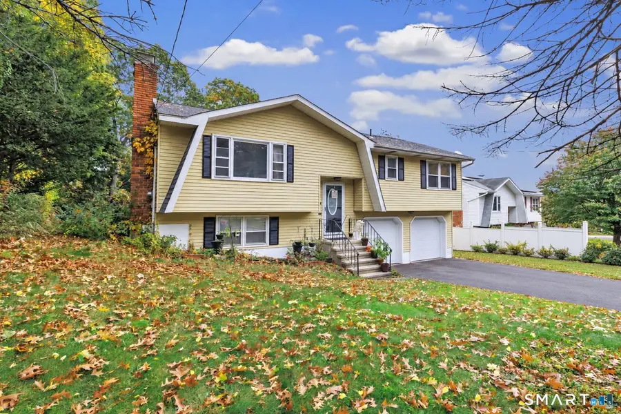 818 Bunker Hill Avenue, Waterbury, CT 06708 - #2