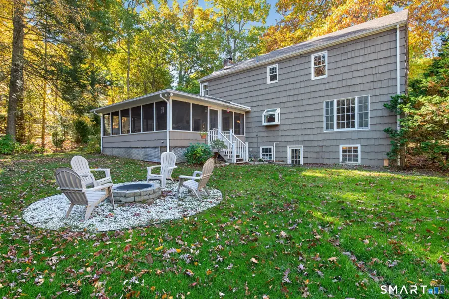 6 Lawton Drive, Simsbury, CT 06070 - #3