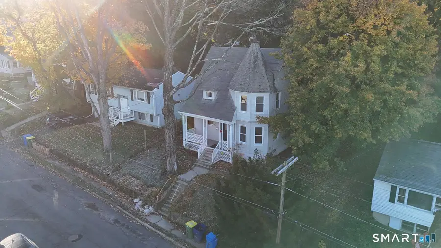 35 Edgehill Avenue, Waterbury, CT 06704 - #3