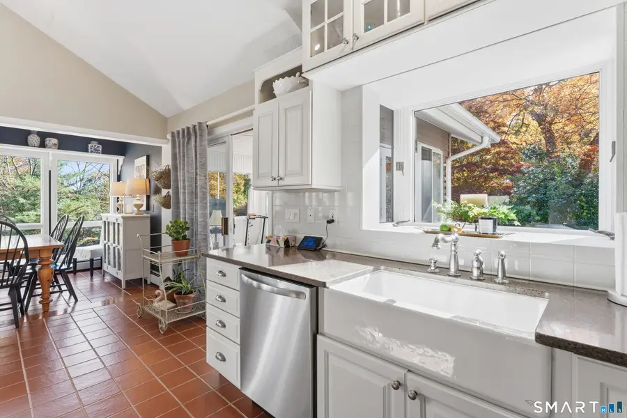 16 Jeffrey Road, Pawcatuck, CT 06379 - #3