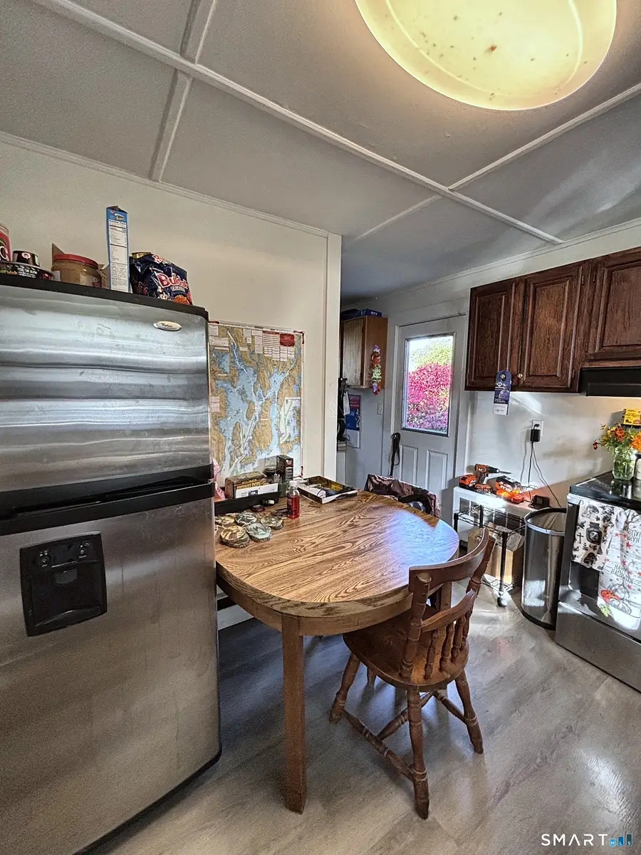4 Burgeville Court, Groton, CT 06340 - #3