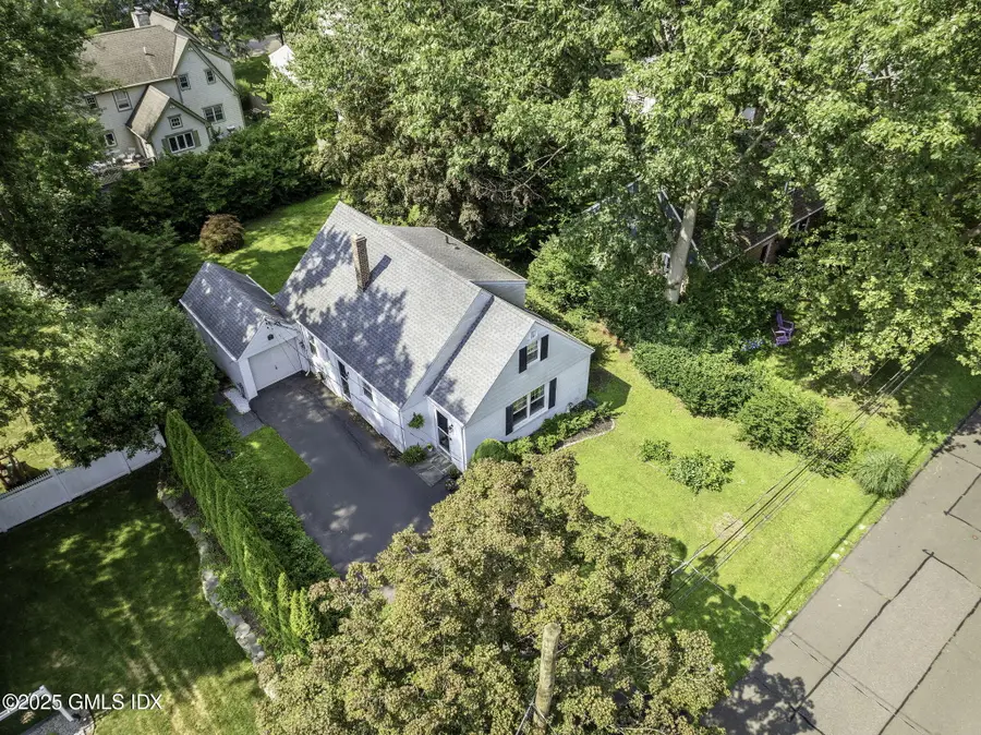 33 Halsey Drive, Old Greenwich, CT 06870 - Image #2