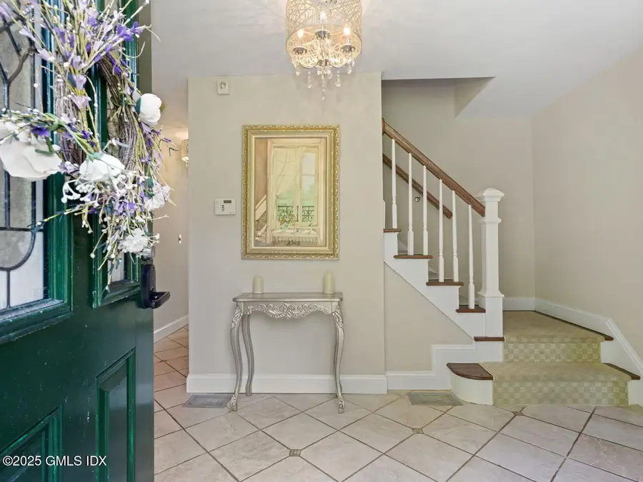 239 E Hunting Ridge Road, Stamford, CT 06903 - #2