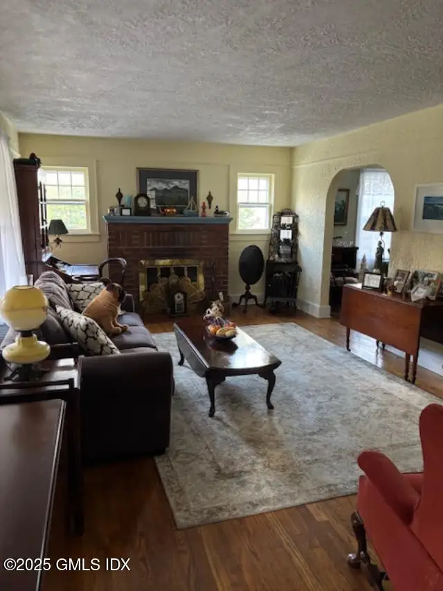 1018 North Street, Greenwich, CT 06831 - Image #2