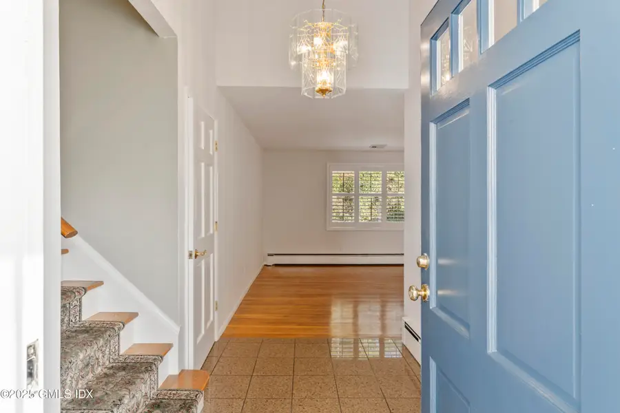 15 Walker Court, Greenwich, CT 06831 - Image #3