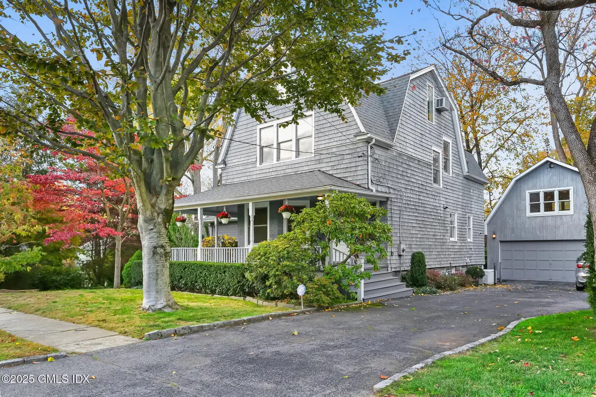 11 Shorelands Place, Old Greenwich, CT 06870 - Image #1