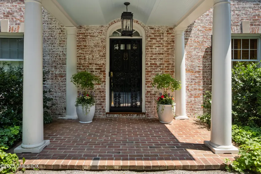 583 Lake Avenue, Greenwich, CT 06830 - Image #2