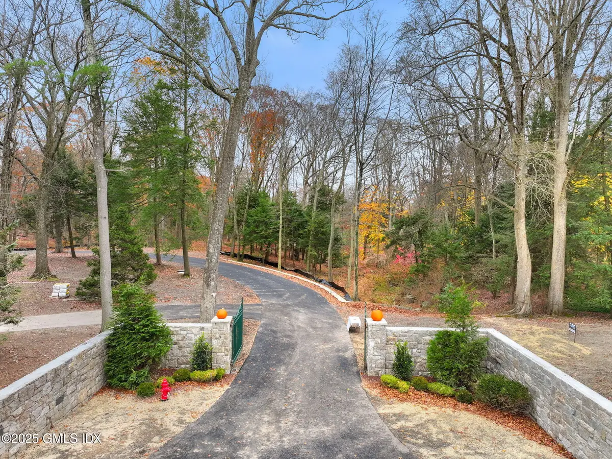 122 Brookwood Lane, New Canaan, CT 06840 - Image #1