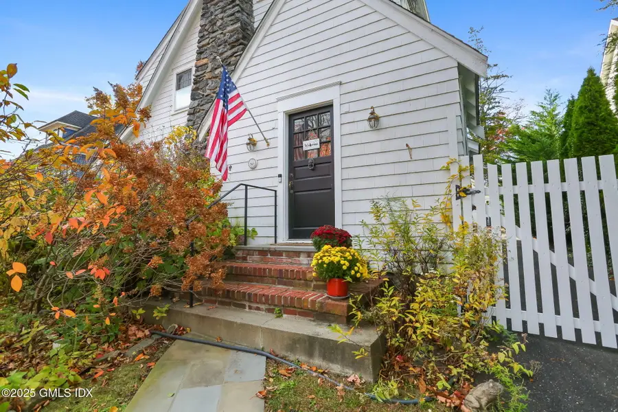 7 Highview Avenue, Old Greenwich, CT 06870 - Image #2