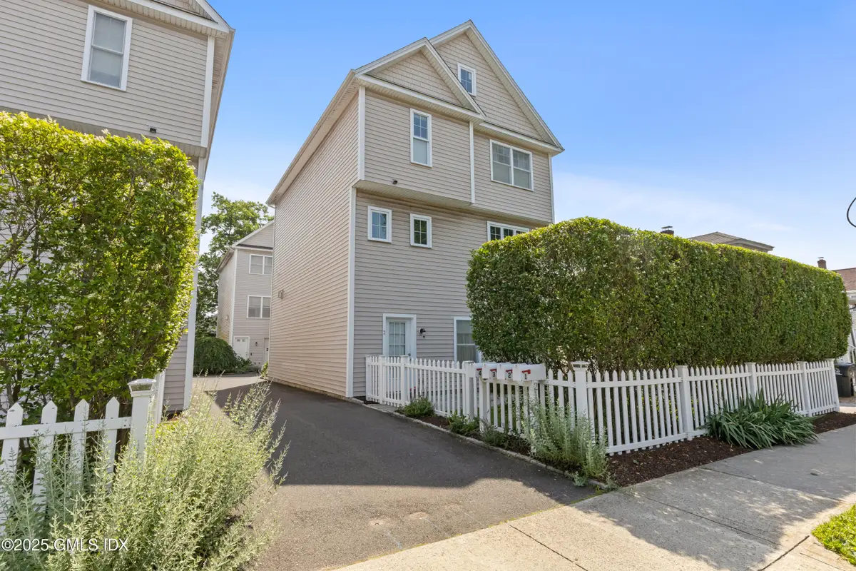 214 Seaside Avenue #2, Stamford, CT 06902 - Image #1