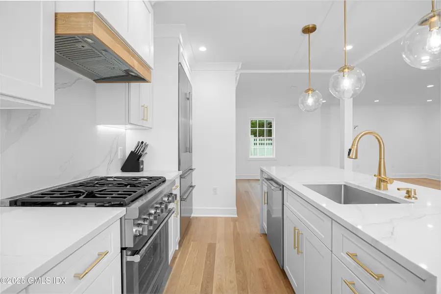 82 Josephine Evaristo Avenue, Greenwich, CT 06830 - Image #3