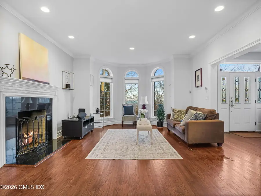 104 W Ritch Avenue #12, Greenwich, CT 06830 - Image #2