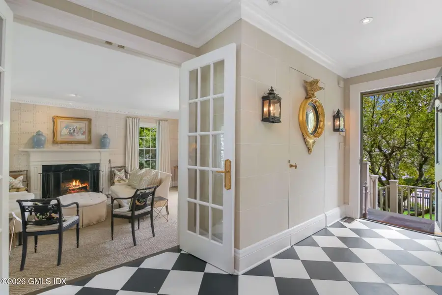 379 Round Hill Road, Greenwich, CT 06831 - Image #2