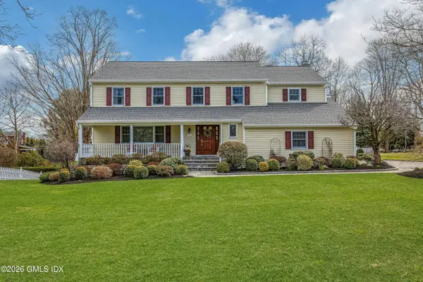 9 Tamarack Place, Greenwich, CT 06831