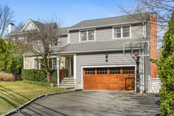 153 Lockwood Road, Riverside, CT 06878