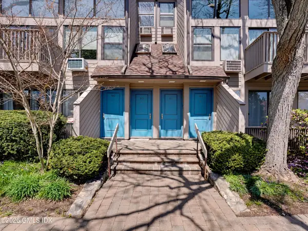 1465 E Putnam Avenue #102, Greenwich, CT 06830
