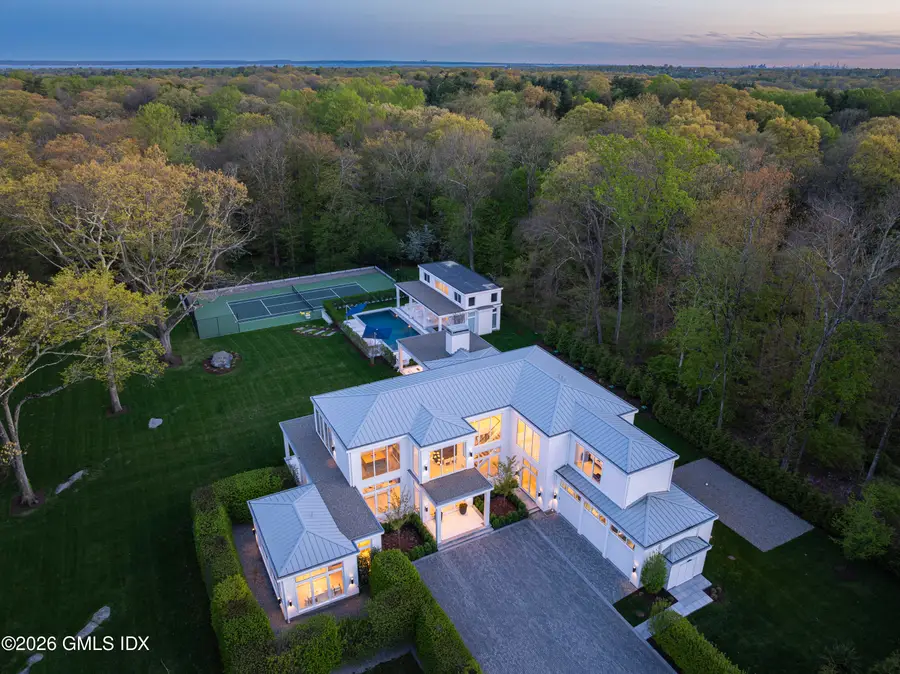 8 Fox Run Lane, Greenwich, CT 06831 - #2