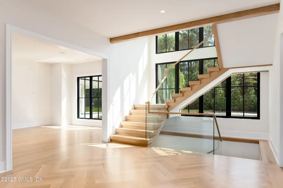 7 Parsonage Road, Greenwich, CT 06830 - #2