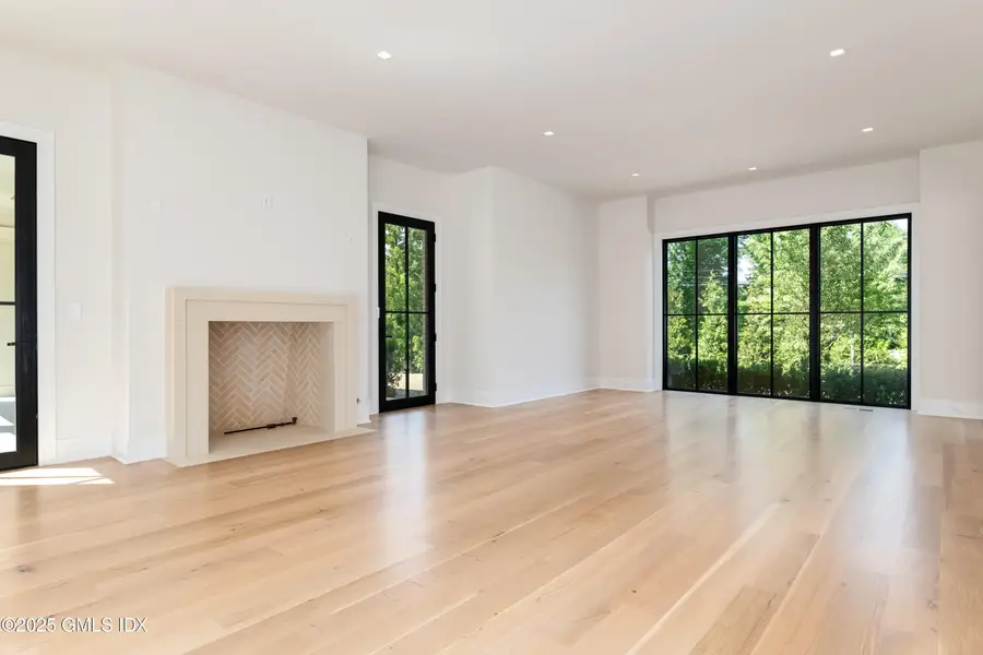 7 Parsonage Road, Greenwich, CT 06830 - #3