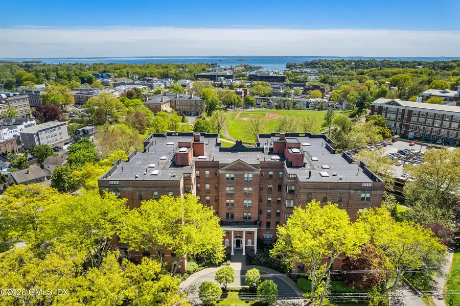 40 W Elm Street #2M, Greenwich, CT 06830 - #2