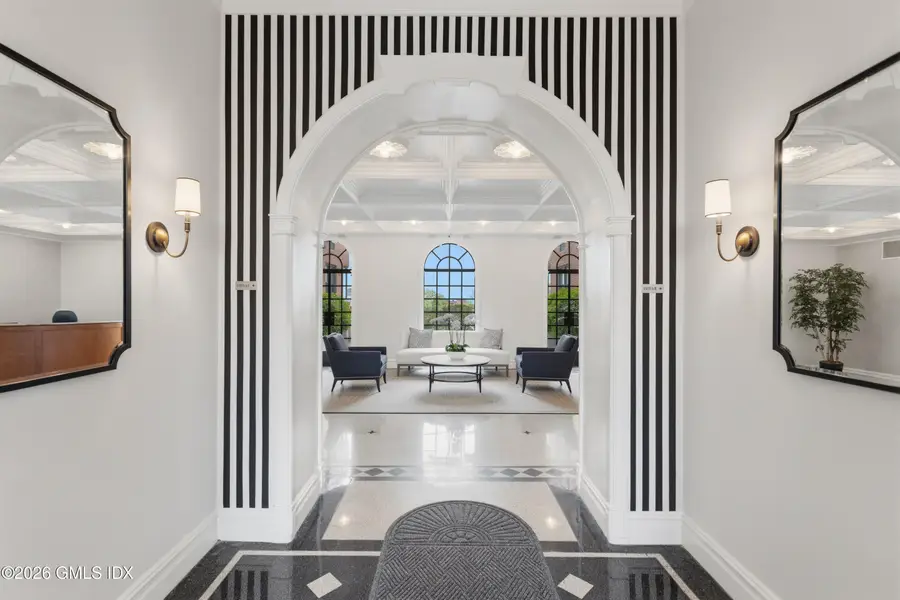 40 W Elm Street #2M, Greenwich, CT 06830 - #3