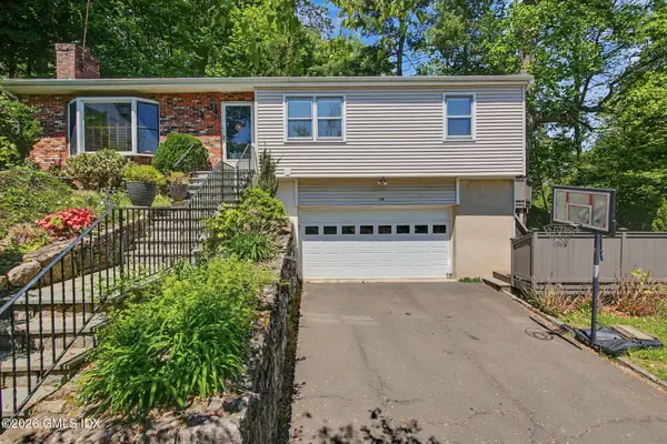 15A Hickory Drive, Greenwich, CT 06831