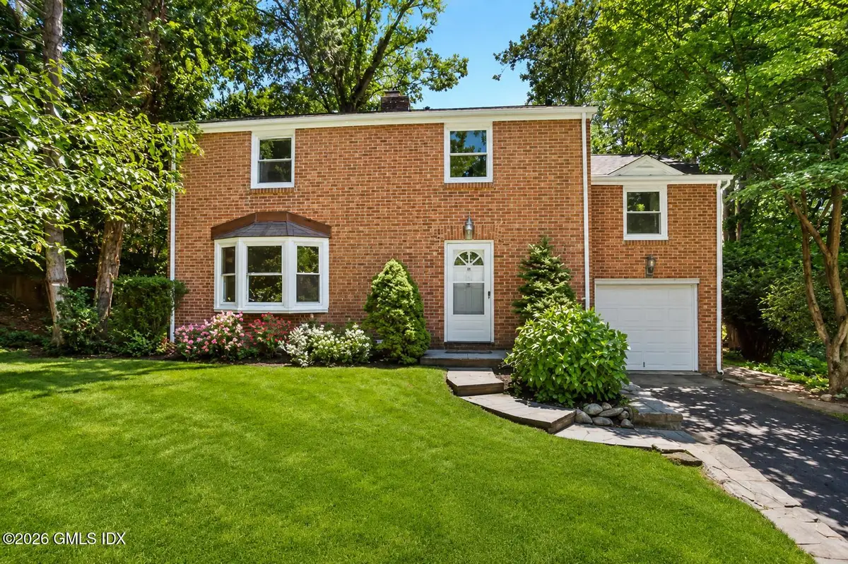 10 Macarthur Drive, Old Greenwich, CT 06870 - #1