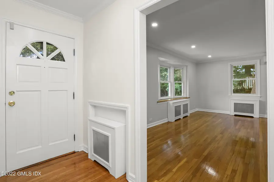 10 Macarthur Drive, Old Greenwich, CT 06870 - #3