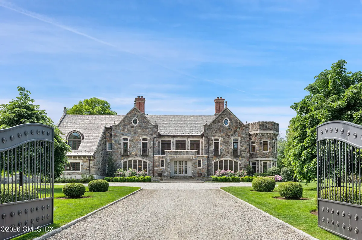 7 Loch Lane, Greenwich, CT 06830 - #1