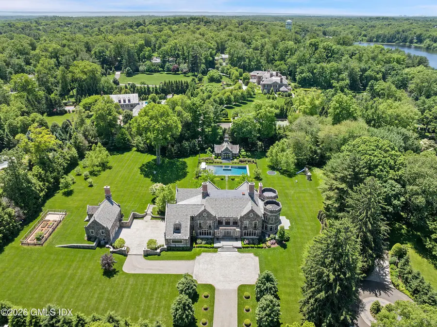 7 Loch Lane, Greenwich, CT 06830 - #2