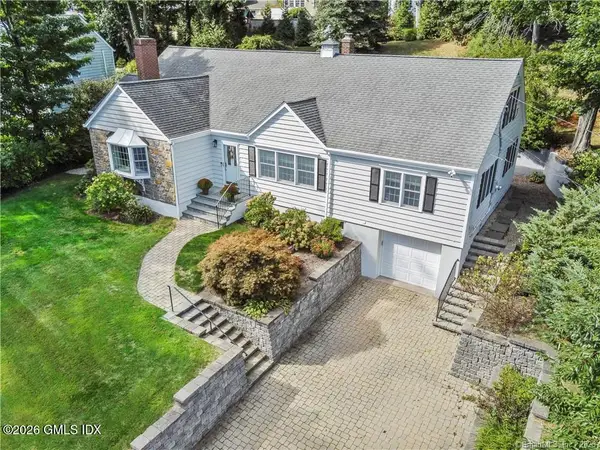 13 Hickory Drive, Greenwich, CT 06831