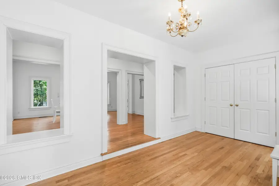 3 Carriage Road, Cos Cob, CT 06807 - #3