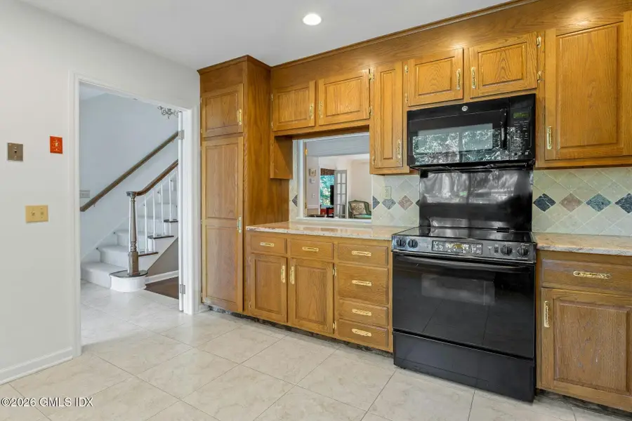 527 W Lyon Farm Drive #527, Greenwich, CT 06831 - #3
