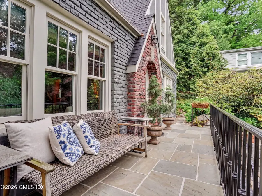 46 Valleywood Road, Greenwich, CT 06830 - #3