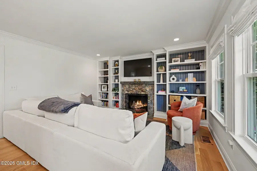 16 Dale Drive, Greenwich, CT 06831 - #2