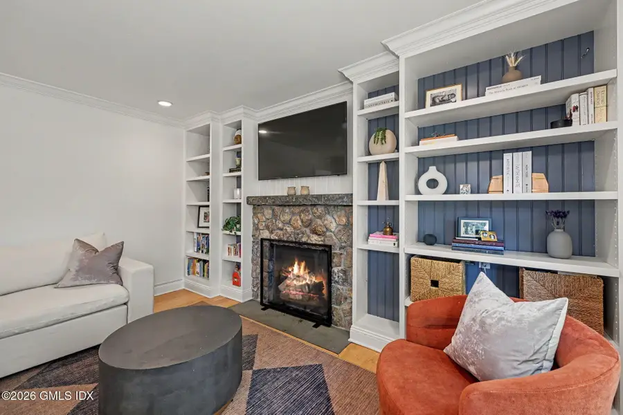 16 Dale Drive, Greenwich, CT 06831 - #3