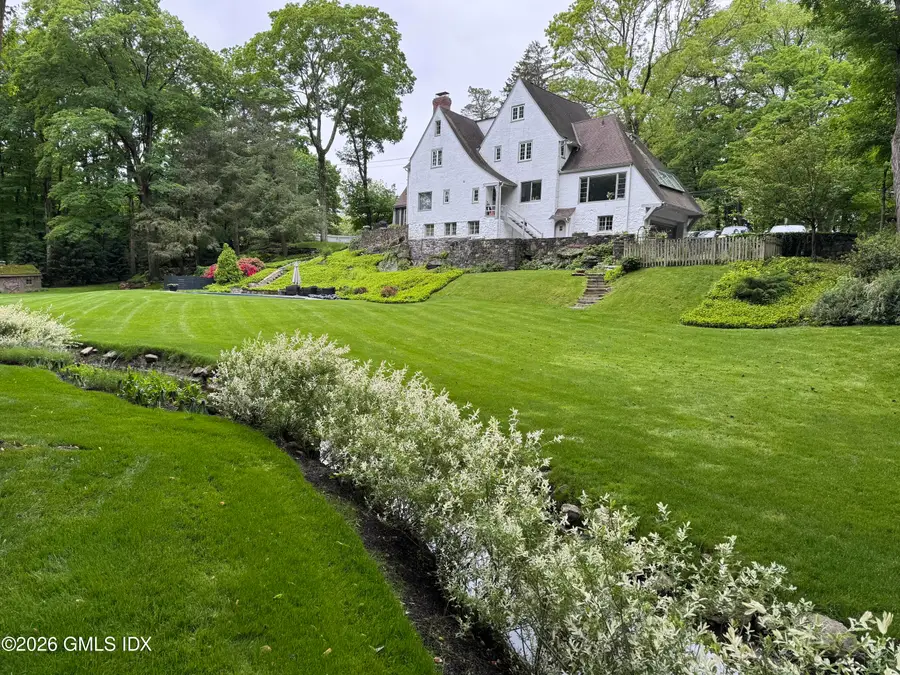 121 Round Hill Road, Greenwich, CT 06831 - #3