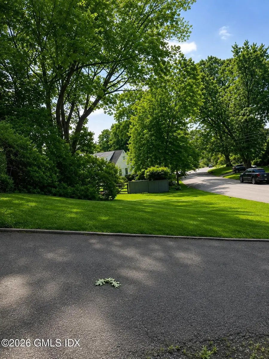 23 Nimitz Place, Old Greenwich, CT 06870 - #3