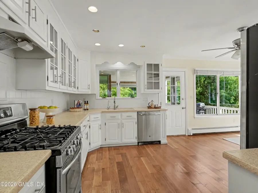 12B Cross Lane, Cos Cob, CT 06807 - #3